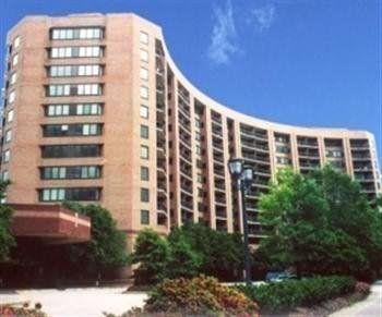 Crystal Quarters Furnished Apartments At The Gramercy Arlington Exterior foto